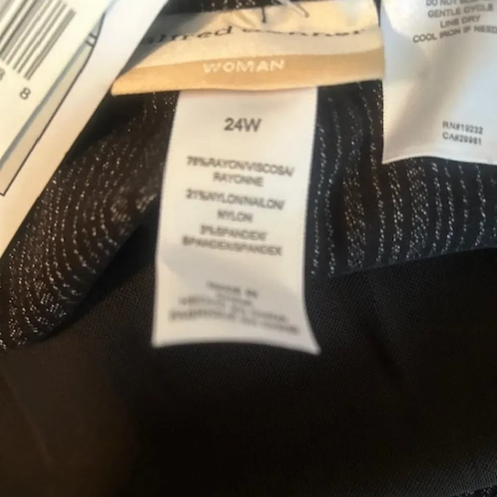 Alfred Dunner Black/Gray Stretch Allure tummy control pants, size 24W - Picture 5 of 5